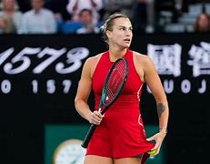  萨巴伦卡复出首秀出彩，费城76人主场小胜纽约尼克斯，豪取16连胜